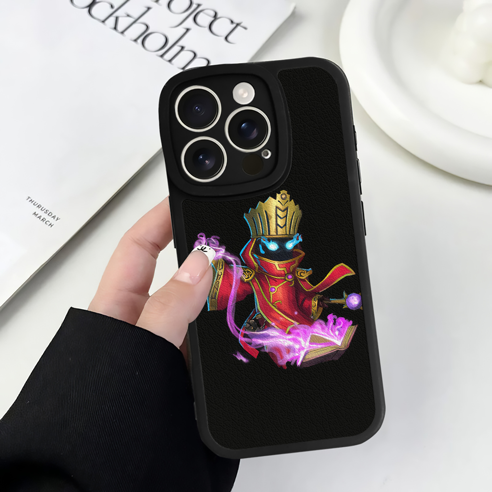 リーグ・オブ・レジェンド League of Legends LOL 【iPhone 16シリーズ対応】シリコンスマホケース（レザー調） 材質：シリコン